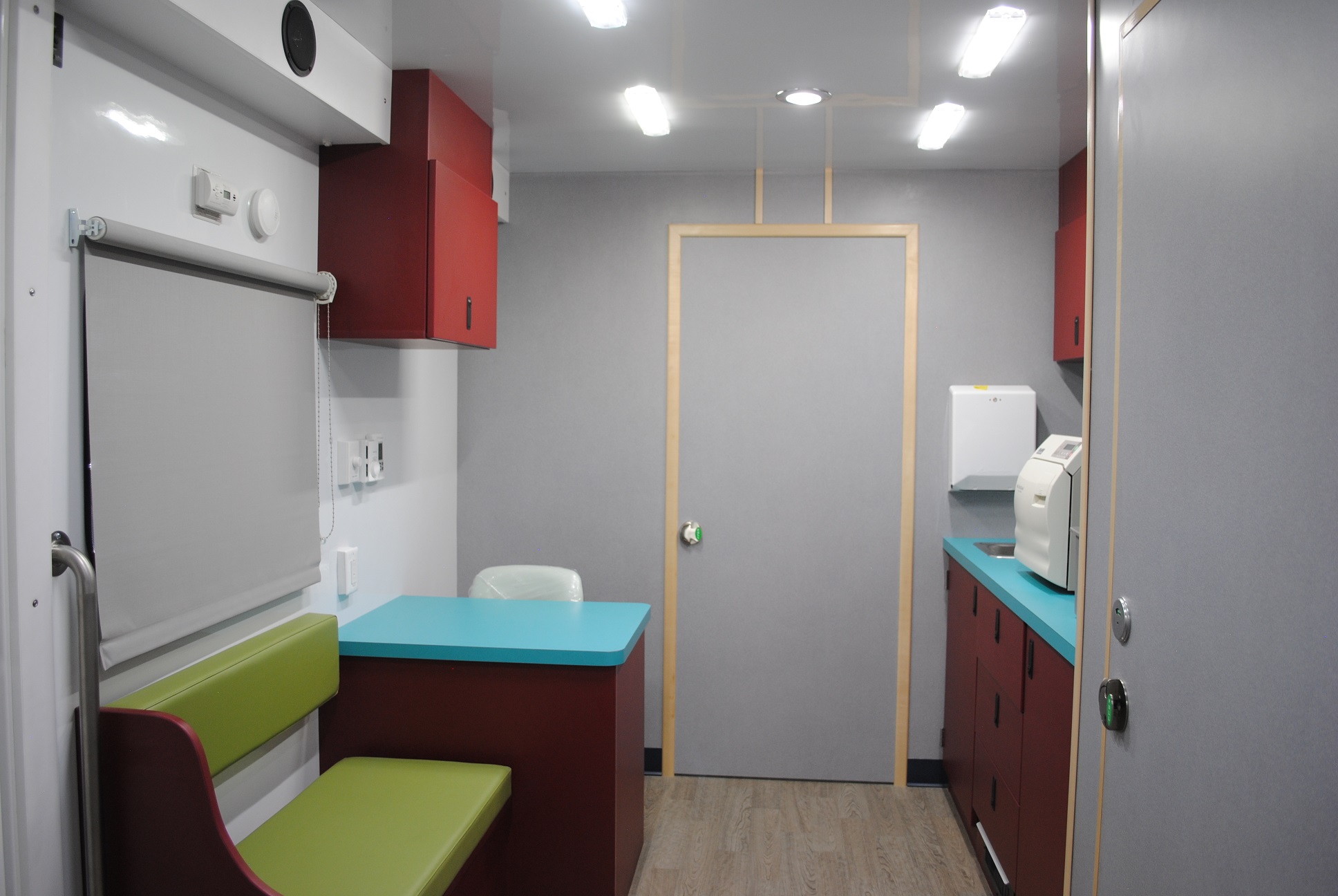 No-CDL-Coach_Interior_Web-1