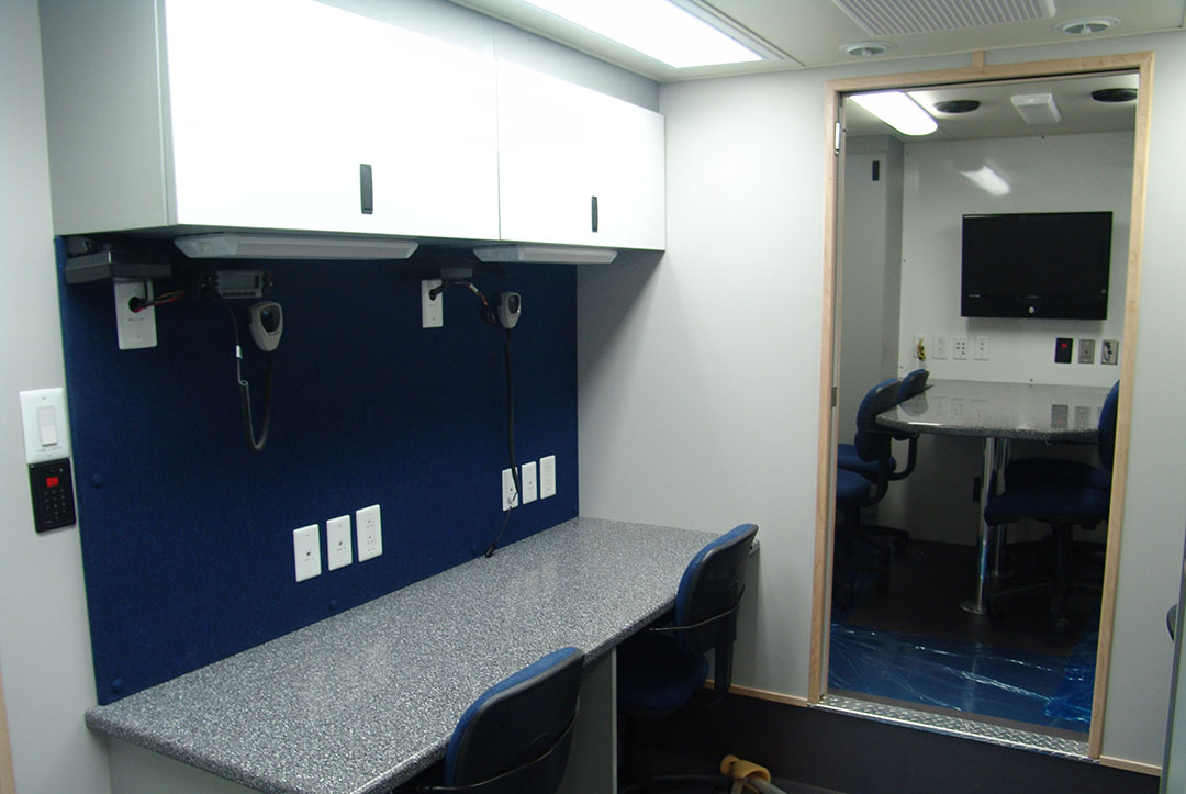 Coach2_Command Center_Interior (2)cropped