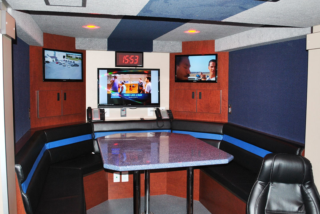 Coach_Command Center_Interior 2cropped