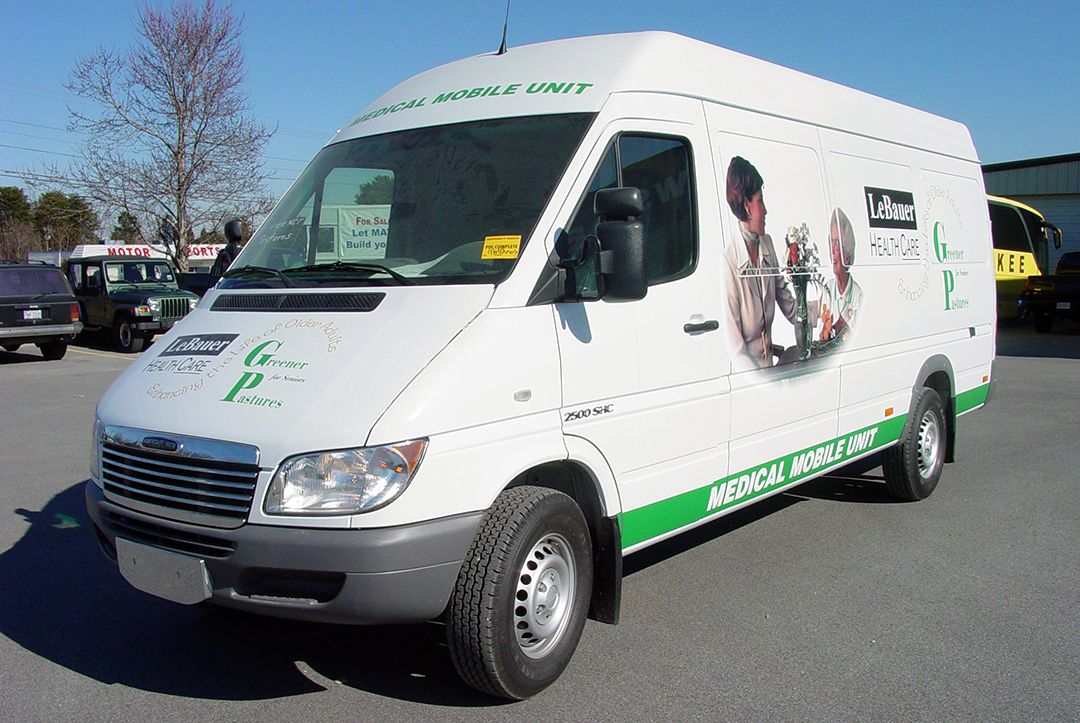 Sprinter_Medical_Exteriorcropped